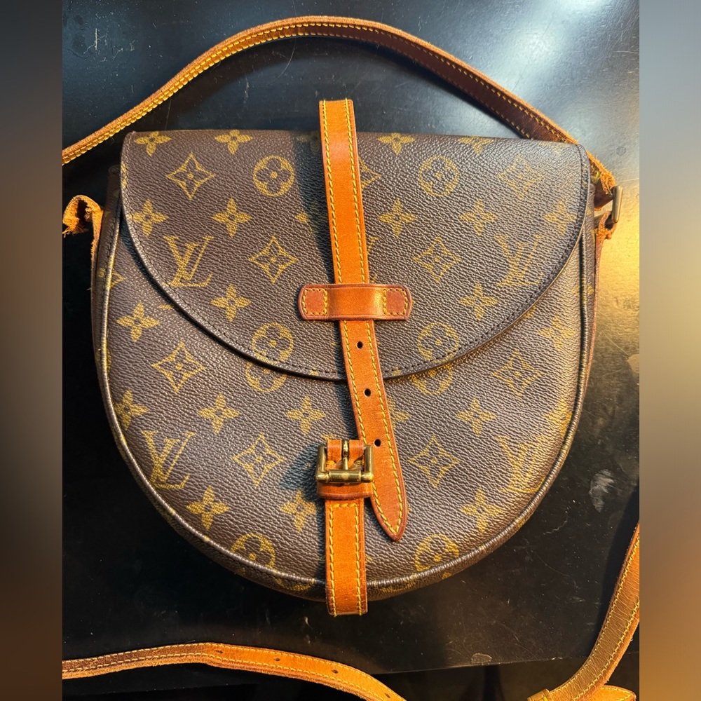 Louis Vuitton Chantilly MM DAMAGED.